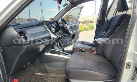 Nunua Ilio tumika Toyota Fielder Fedha Gari ndani ya Nairobi nchini Nairobi Nunua Ilio tumika Toyota Fielder Fedha Gari ndani ya Nairobi nchini Nairobi