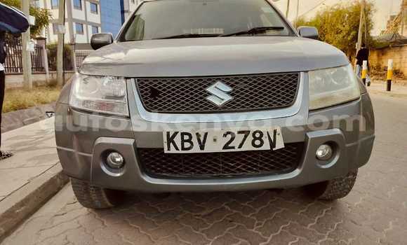 Nunua Ilio tumika Suzuki Escudo Fedha Gari ndani ya Nairobi nchini Nairobi Nunua Ilio tumika Suzuki Escudo Fedha Gari ndani ya Nairobi nchini Nairobi