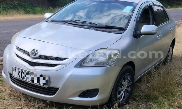 Oofamaa Toyota Belta Other Makiinaa iti Bute keessatti Northeast Kenya keessatti