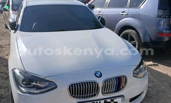 Nunua Ilio tumika BMW 2-Series Nyeupe Gari ndani ya Griftu nchini Kaskazini Mashariki mwa Kenya Nunua Ilio tumika BMW 2-Series Nyeupe Gari ndani ya Griftu nchini Kaskazini Mashariki mwa Kenya