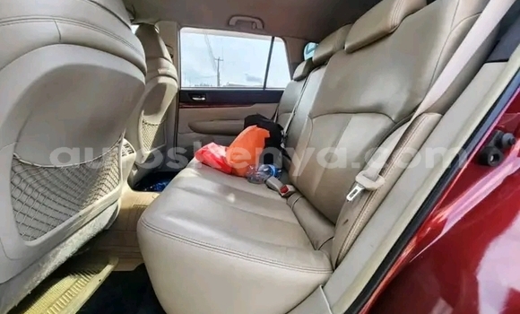 Nunua Ilio tumika Subaru Outback Nyekundu Gari ndani ya Changamwe nchini Pwani Nunua Ilio tumika Subaru Outback Nyekundu Gari ndani ya Changamwe nchini Pwani