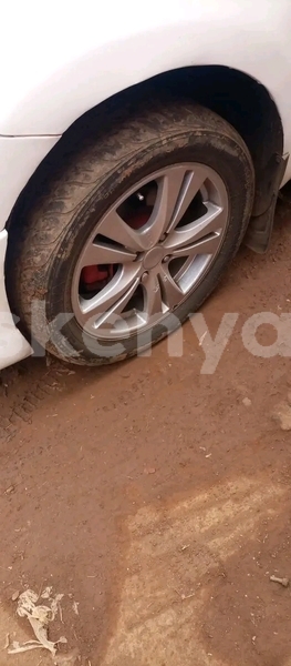 Big with watermark toyota ractis northeast kenya bute 25775