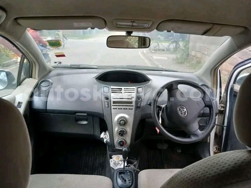 Big with watermark toyota vitz coast changamwe 25782