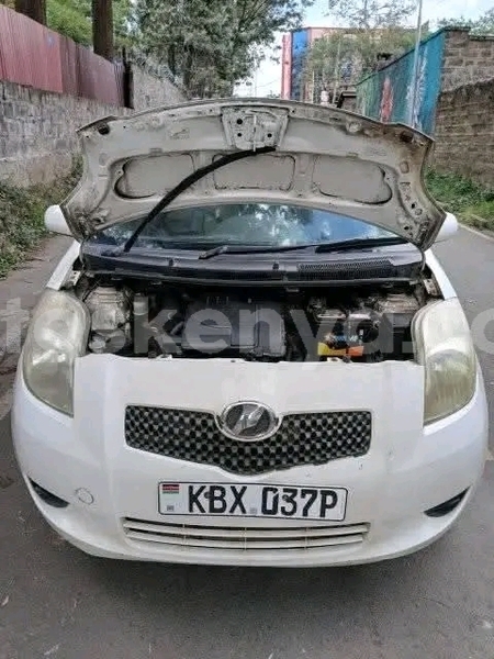 Big with watermark toyota vitz coast changamwe 25782