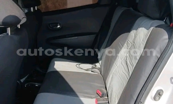 Nunua Ilio tumika Toyota Vitz Nyeupe Gari ndani ya Bute nchini Kaskazini Mashariki mwa Kenya Nunua Ilio tumika Toyota Vitz Nyeupe Gari ndani ya Bute nchini Kaskazini Mashariki mwa Kenya