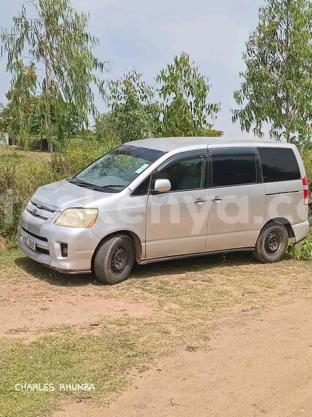 Big with watermark toyota noah northeast kenya bute 25793