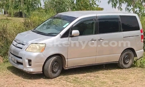 Nunua Ilio tumika Toyota Noah Nyeupe Gari ndani ya Bute nchini Kaskazini Mashariki mwa Kenya Nunua Ilio tumika Toyota Noah Nyeupe Gari ndani ya Bute nchini Kaskazini Mashariki mwa Kenya