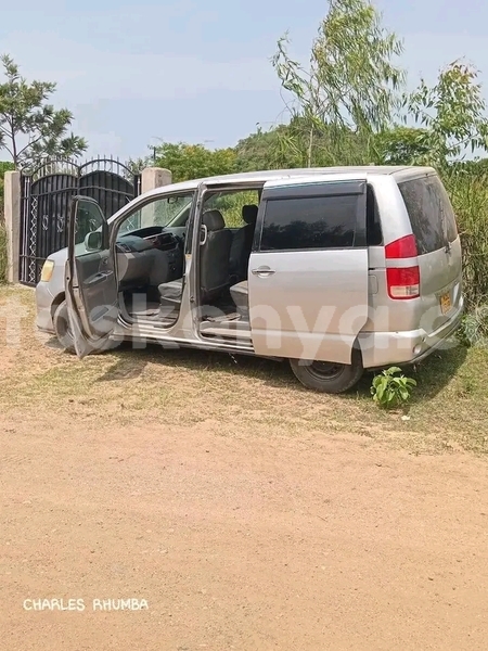 Big with watermark toyota noah northeast kenya bute 25793