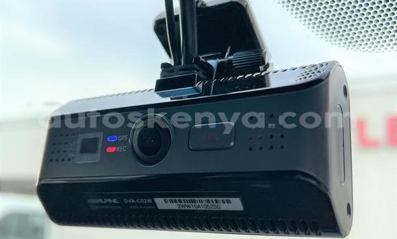 Nunua Ilio tumika Toyota Harrier Nyeupe Gari ndani ya Nairobi nchini Nairobi Nunua Ilio tumika Toyota Harrier Nyeupe Gari ndani ya Nairobi nchini Nairobi