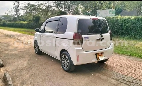 Buy Used Toyota Spade White Car in Bute in Northeast Kenya Buy Used Toyota Spade White Car in Bute in Northeast Kenya