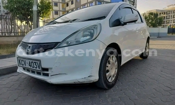 Buy Used Honda Fit White Car in Bute in Northeast Kenya Buy Used Honda Fit White Car in Bute in Northeast Kenya