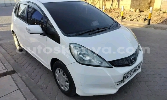 Buy Used Honda Fit White Car in Bute in Northeast Kenya Buy Used Honda Fit White Car in Bute in Northeast Kenya