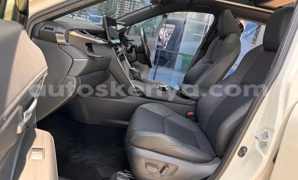 Buy Used Toyota Harrier White Car in Busia in West Kenya Buy Used Toyota Harrier White Car in Busia in West Kenya