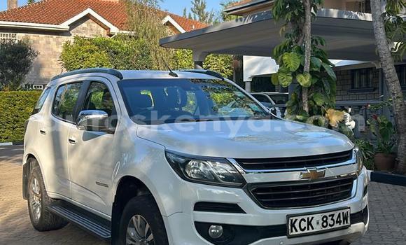 Nunua Ilio tumika Chevrolet TrailBlazer Nyeupe Gari ndani ya Nairobi nchini Nairobi Nunua Ilio tumika Chevrolet TrailBlazer Nyeupe Gari ndani ya Nairobi nchini Nairobi