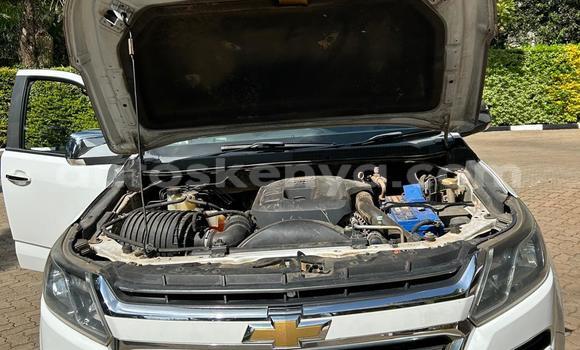 Nunua Ilio tumika Chevrolet TrailBlazer Nyeupe Gari ndani ya Nairobi nchini Nairobi Nunua Ilio tumika Chevrolet TrailBlazer Nyeupe Gari ndani ya Nairobi nchini Nairobi