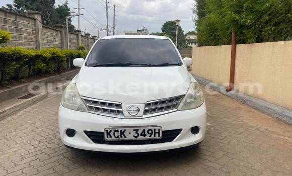 Nunua Ilio tumika Nissan tiida Nyeupe Gari ndani ya Nairobi nchini Nairobi