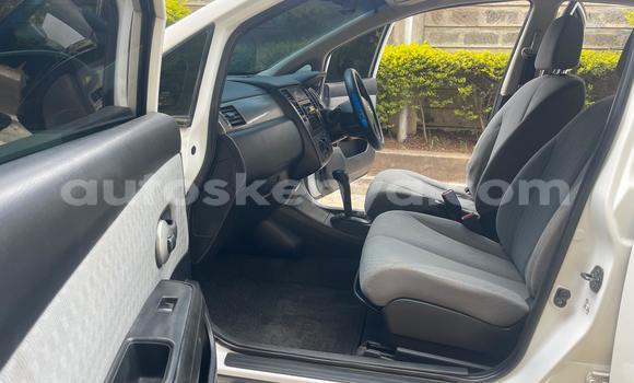Nunua Ilio tumika Nissan tiida Nyeupe Gari ndani ya Nairobi nchini Nairobi Nunua Ilio tumika Nissan tiida Nyeupe Gari ndani ya Nairobi nchini Nairobi