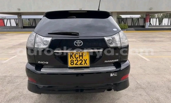 Oofamaa Toyota Harrier Black Makiinaa iti Bute keessatti Northeast Kenya keessatti Oofamaa Toyota Harrier Black Makiinaa iti Bute keessatti Northeast Kenya keessatti