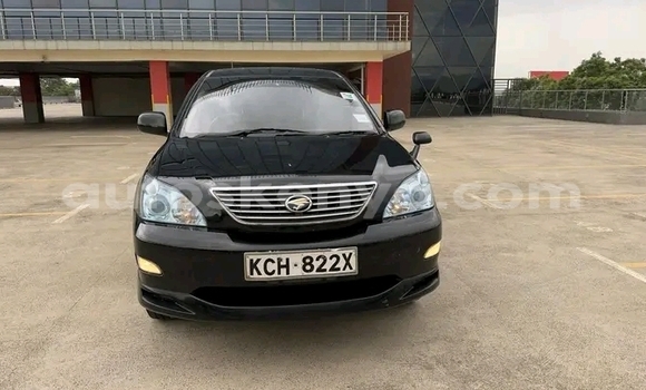 Oofamaa Toyota Harrier Black Makiinaa iti Bute keessatti Northeast Kenya keessatti Oofamaa Toyota Harrier Black Makiinaa iti Bute keessatti Northeast Kenya keessatti