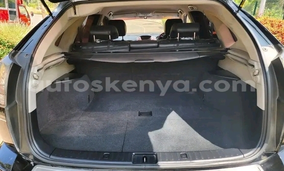 Nunua Ilio tumika Toyota Harrier Nyeusi Gari ndani ya Bute nchini Kaskazini Mashariki mwa Kenya