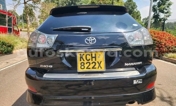Oofamaa Toyota Harrier Black Makiinaa iti Bute keessatti Northeast Kenya keessatti Oofamaa Toyota Harrier Black Makiinaa iti Bute keessatti Northeast Kenya keessatti