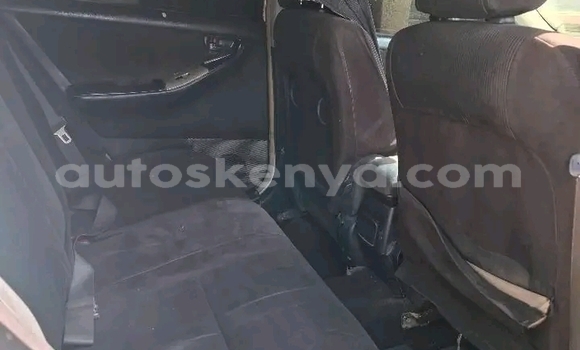 Oofamaa Toyota Runx White Makiinaa iti Bute keessatti Northeast Kenya keessatti Oofamaa Toyota Runx White Makiinaa iti Bute keessatti Northeast Kenya keessatti