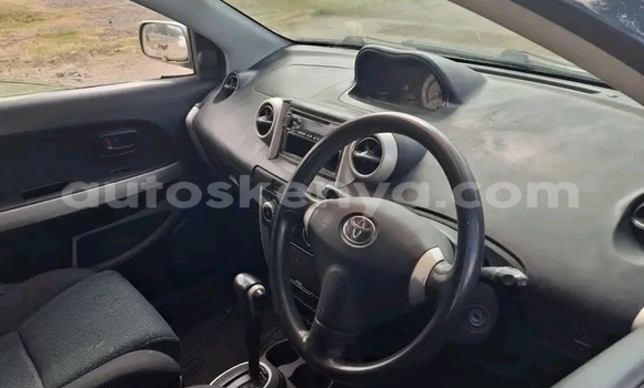 Oofamaa Toyota IST Other Makiinaa iti Bute keessatti Northeast Kenya keessatti Oofamaa Toyota IST Other Makiinaa iti Bute keessatti Northeast Kenya keessatti