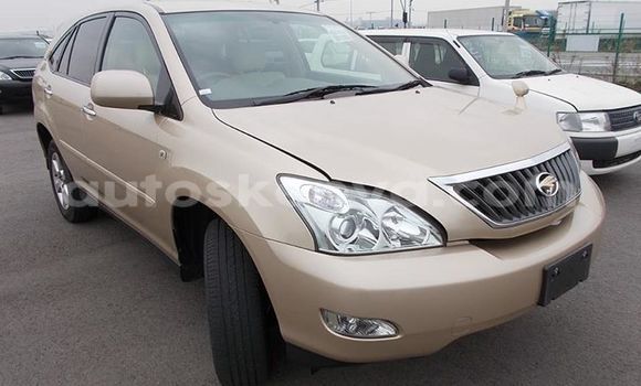 Nunua Ilio tumika Toyota Harrier Beige Gari ndani ya Mombasa nchini Kenya ya Pwani Nunua Ilio tumika Toyota Harrier Beige Gari ndani ya Mombasa nchini Kenya ya Pwani