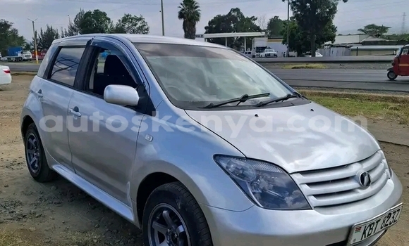 Oofamaa Toyota IST Other Makiinaa iti Bute keessatti Northeast Kenya keessatti Oofamaa Toyota IST Other Makiinaa iti Bute keessatti Northeast Kenya keessatti