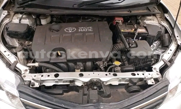 Oofamaa Toyota Fielder Other Makiinaa iti Bute keessatti Northeast Kenya keessatti