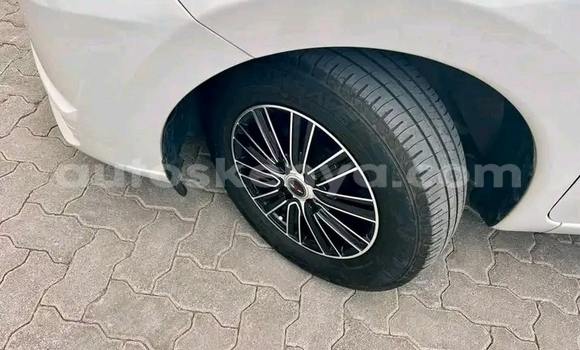 Nunua Ilio tumika Nissan Note Nyeupe Gari ndani ya Bute nchini Kaskazini Mashariki mwa Kenya Nunua Ilio tumika Nissan Note Nyeupe Gari ndani ya Bute nchini Kaskazini Mashariki mwa Kenya