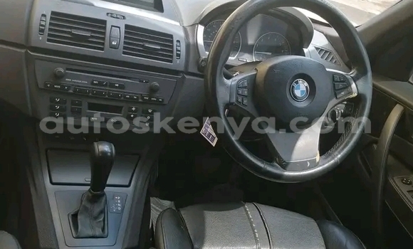 Nunua Ilio tumika BMW X3 Nyeusi Gari ndani ya Bute nchini Kaskazini Mashariki mwa Kenya Nunua Ilio tumika BMW X3 Nyeusi Gari ndani ya Bute nchini Kaskazini Mashariki mwa Kenya
