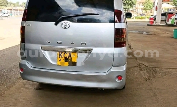 Nunua Ilio tumika Toyota Noah Nyingine Gari ndani ya Bute nchini Kaskazini Mashariki mwa Kenya Nunua Ilio tumika Toyota Noah Nyingine Gari ndani ya Bute nchini Kaskazini Mashariki mwa Kenya