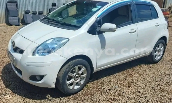 Nunua Ilio tumika Toyota Vitz Nyeupe Gari ndani ya Bute nchini Kaskazini Mashariki mwa Kenya Nunua Ilio tumika Toyota Vitz Nyeupe Gari ndani ya Bute nchini Kaskazini Mashariki mwa Kenya