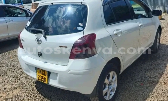 Nunua Ilio tumika Toyota Vitz Nyeupe Gari ndani ya Bute nchini Kaskazini Mashariki mwa Kenya Nunua Ilio tumika Toyota Vitz Nyeupe Gari ndani ya Bute nchini Kaskazini Mashariki mwa Kenya