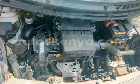 Nunua Ilio tumika Toyota Vitz Nyeupe Gari ndani ya Bute nchini Kaskazini Mashariki mwa Kenya Nunua Ilio tumika Toyota Vitz Nyeupe Gari ndani ya Bute nchini Kaskazini Mashariki mwa Kenya