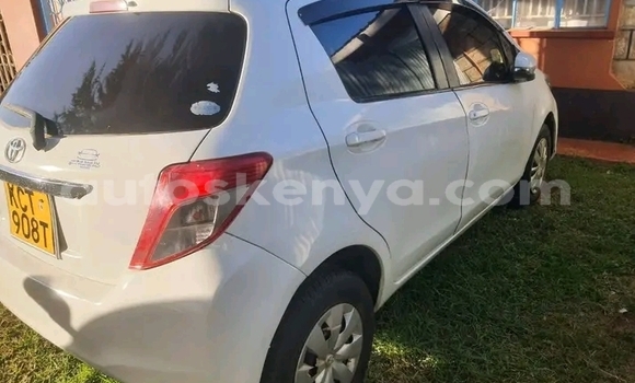 Nunua Ilio tumika Toyota Vitz Nyeupe Gari ndani ya Bute nchini Kaskazini Mashariki mwa Kenya Nunua Ilio tumika Toyota Vitz Nyeupe Gari ndani ya Bute nchini Kaskazini Mashariki mwa Kenya