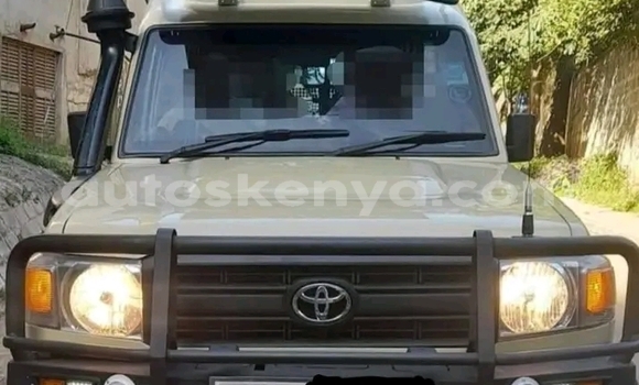Nunua Ilio tumika Toyota Land Cruiser Nyingine Gari ndani ya Bute nchini Kaskazini Mashariki mwa Kenya Nunua Ilio tumika Toyota Land Cruiser Nyingine Gari ndani ya Bute nchini Kaskazini Mashariki mwa Kenya