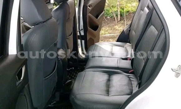 Nunua Ilio tumika Mazda CX-5 Nyeupe Gari ndani ya Bute nchini Kaskazini Mashariki mwa Kenya Nunua Ilio tumika Mazda CX-5 Nyeupe Gari ndani ya Bute nchini Kaskazini Mashariki mwa Kenya