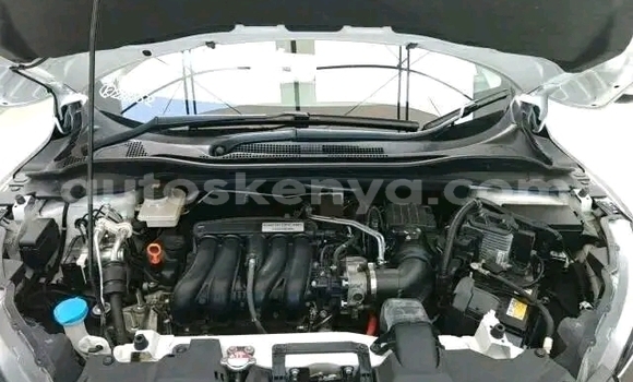 Nunua Ilio tumika Honda Vezel Nyeupe Gari ndani ya Bute nchini Kaskazini Mashariki mwa Kenya Nunua Ilio tumika Honda Vezel Nyeupe Gari ndani ya Bute nchini Kaskazini Mashariki mwa Kenya