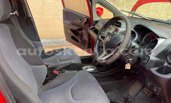 Nunua Ilio tumika Honda Fit Nyekundu Gari ndani ya Nairobi nchini Nairobi Nunua Ilio tumika Honda Fit Nyekundu Gari ndani ya Nairobi nchini Nairobi