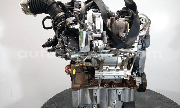 RENAULT CLIO. Nairobi keessatti Nairobi keessatti RENAULT CLIO. Nairobi keessatti Nairobi keessatti