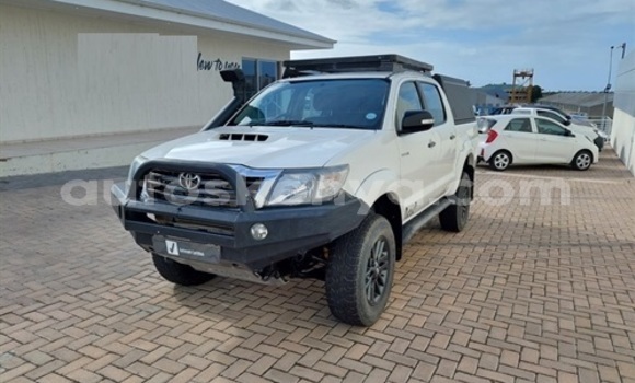 Buy Used Toyota Hilux White Car in Nairobi in Nairobi Buy Used Toyota Hilux White Car in Nairobi in Nairobi