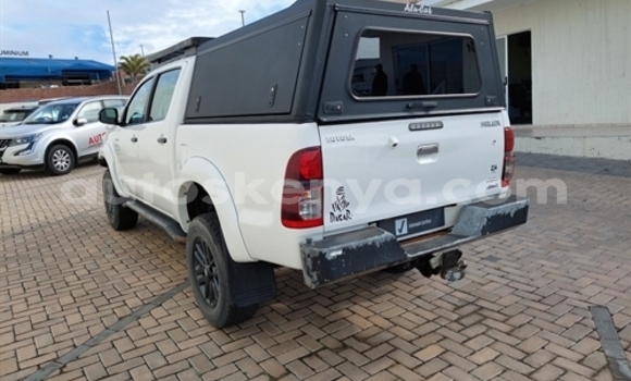 Buy Used Toyota Hilux White Car in Nairobi in Nairobi Buy Used Toyota Hilux White Car in Nairobi in Nairobi