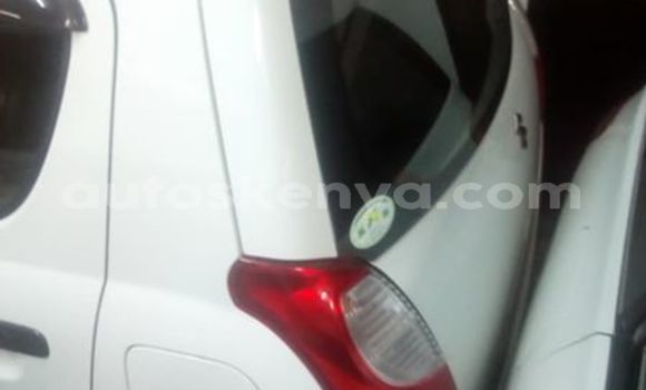 Oofamaa Suzuki Alto White Makiinaa iti Mombasa keessatti Coastal Kenya keessatti