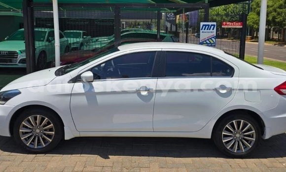 Buy Used Suzuki Ciaz White Car in Nairobi in Nairobi Buy Used Suzuki Ciaz White Car in Nairobi in Nairobi