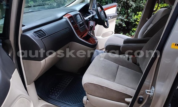Oofamaa Toyota Alphard Silver Makiinaa iti Machakos keessatti Nairobi keessatti Oofamaa Toyota Alphard Silver Makiinaa iti Machakos keessatti Nairobi keessatti