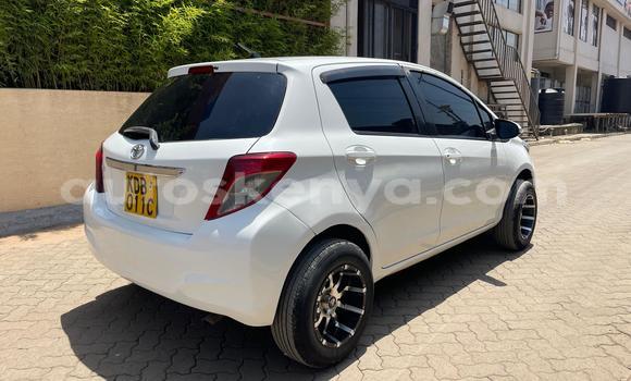 Nunua Ilio tumika Toyota Vitz Nyeupe Gari ndani ya Nairobi nchini Nairobi Nunua Ilio tumika Toyota Vitz Nyeupe Gari ndani ya Nairobi nchini Nairobi