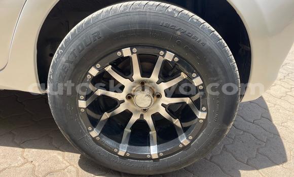 Nunua Ilio tumika Toyota Vitz Nyeupe Gari ndani ya Nairobi nchini Nairobi Nunua Ilio tumika Toyota Vitz Nyeupe Gari ndani ya Nairobi nchini Nairobi