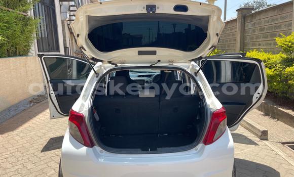 Nunua Ilio tumika Toyota Vitz Nyeupe Gari ndani ya Nairobi nchini Nairobi Nunua Ilio tumika Toyota Vitz Nyeupe Gari ndani ya Nairobi nchini Nairobi
